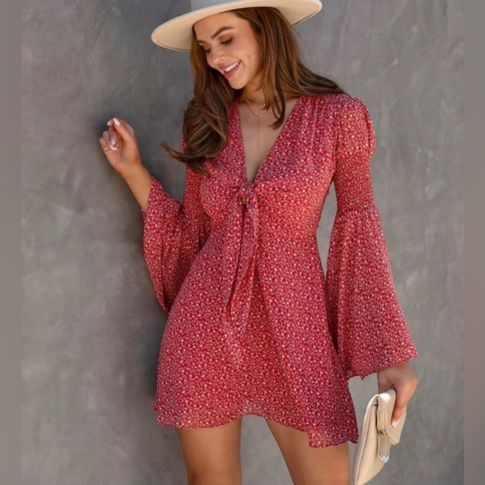 Vici - Desiree Floral Bell Sleeve Tie Front Dress - XL
